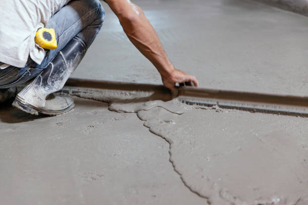 Best Concrete Flooring Contractor  in Aust, IN
